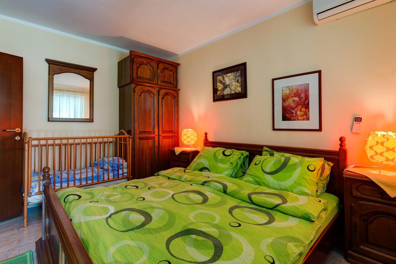 Apartments Varja Sveti Stefan Extérieur photo